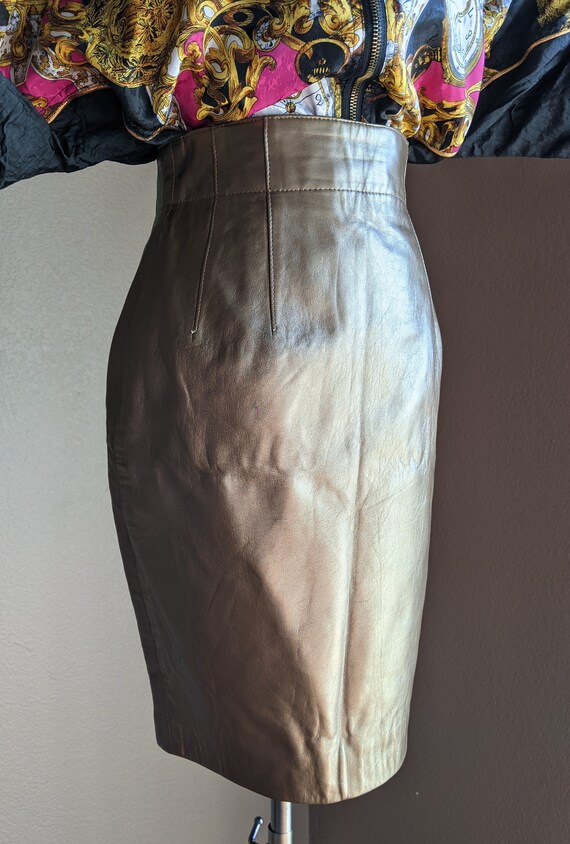 Vintage Leather Bronze super High waist mini Skir… - image 6