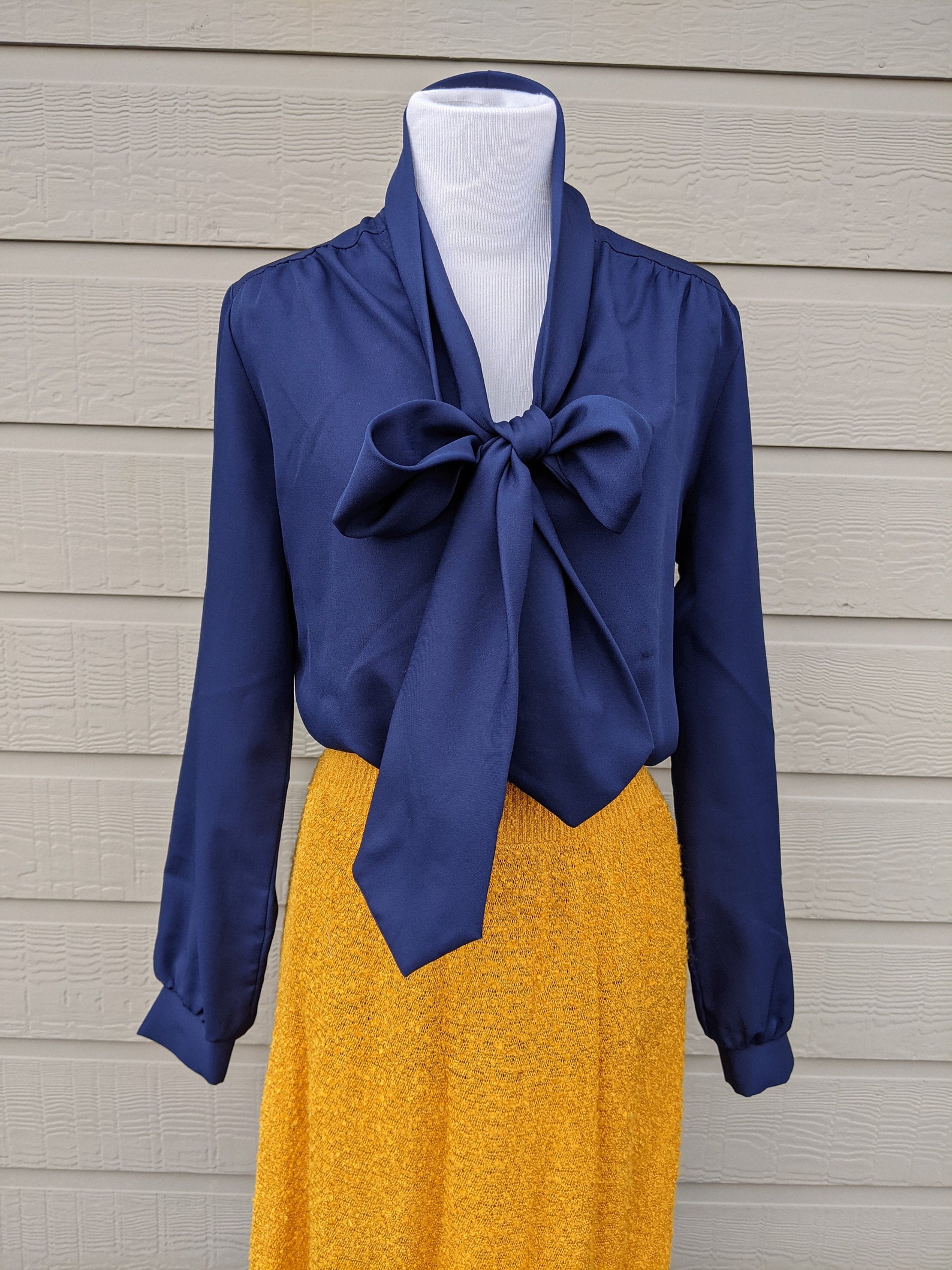 Vintage Bow tie navy blue V-neck secretary Blouse 70s Judy | Etsy