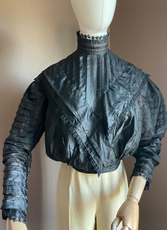 Antique Early 1900s Victorian Silk Lace Cropped Bodice Blouse Puff 