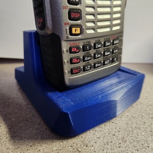 Ham Radio / Yaesu HT  3D Printed Desk Stand