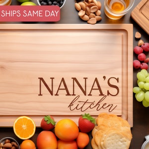 Nana Cutting Board, Custom Christmas Gift, Nana Gift, Gift for Grandma, Personalized Cutting Board, Mom Gifts, Custom Charcuterie Board