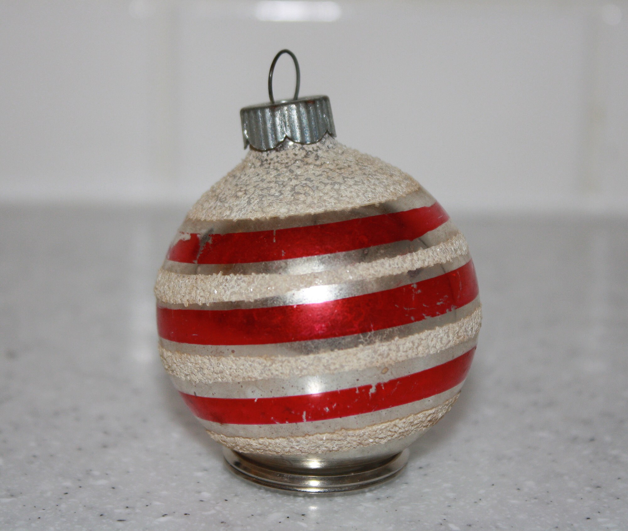 Three Vintage Christmas Tree Ornament Bulbs 1950s Red Gold Etsy