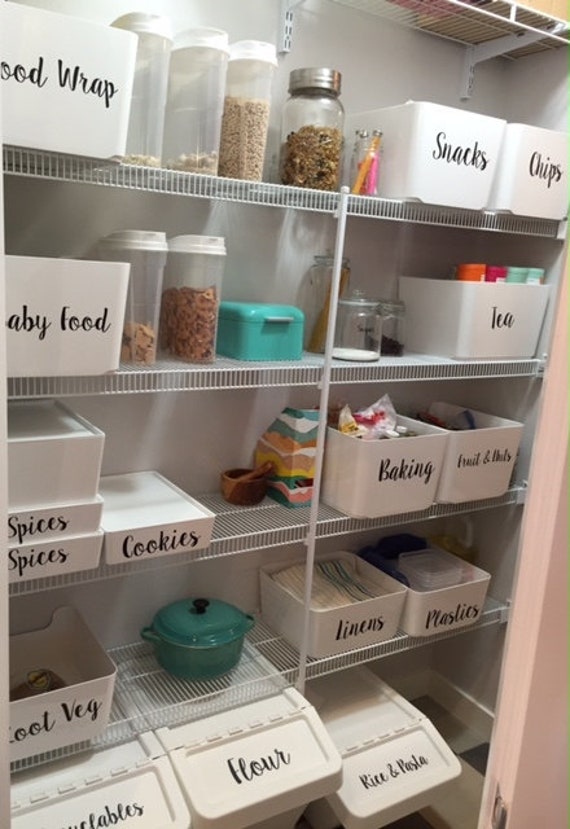 TikTok's Favorite Pantry Labels Transformed My Kitchen Cabinets