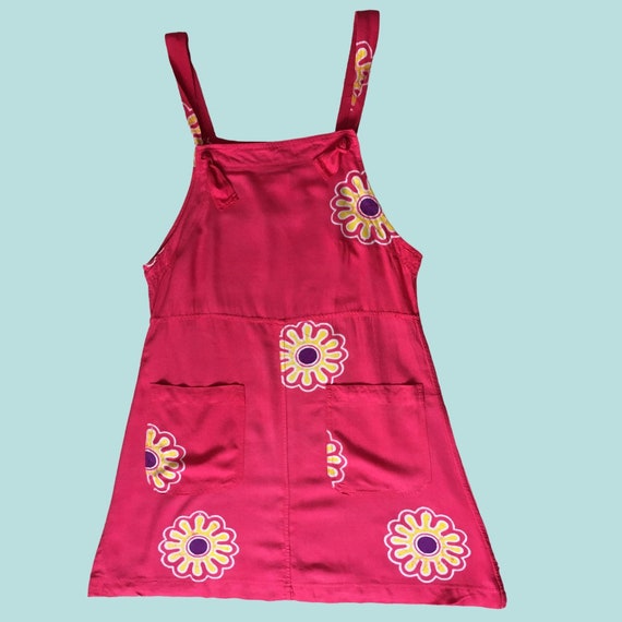 pinafore uk