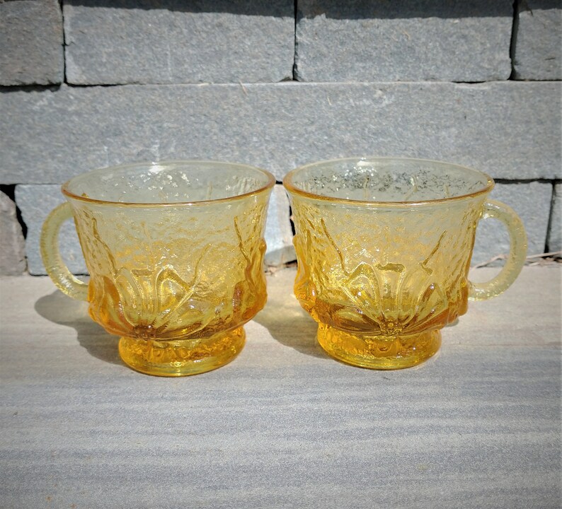 Set of 5 Vintage Anchor Hocking Yellow Daisy Glassware Honey Etsy