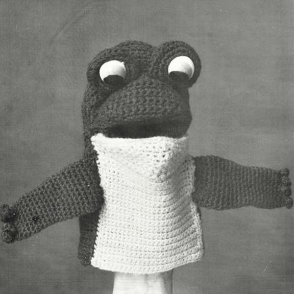 Glove Puppet Crochet Pattern, Frog, Instant Download PDF, 7.5 inches, 3 ply yarn, kids pattern