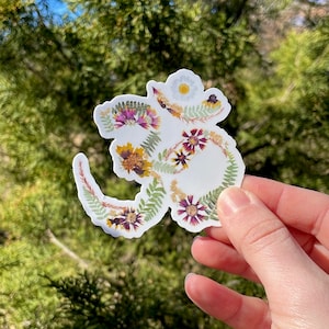 Autocollant Flower Om Die Cut | Autocollant floral | Autocollant Om Vinyle | Autocollant d’ordinateur portable | Autocollant de bouteille d’eau imperméable