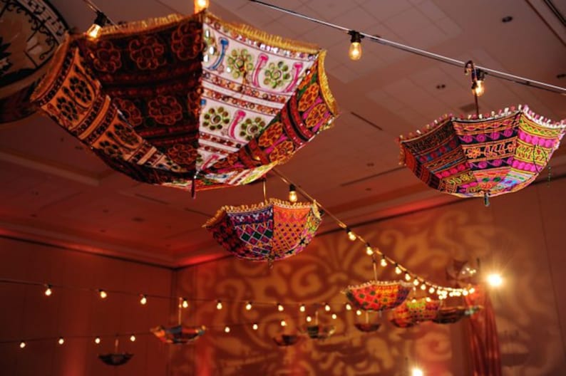 20 Piece Lot Indian Wedding Decor Lot Umbrella Decoration Handmade embroidery Elephant Umbrella Decorations Mirror Work Vintage Parasols