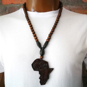 Collana con mappa africana - Collana africana da uomo - Collana con ciondolo africano da uomo - Collana etnica africana - Collana con ciondolo con perline africane