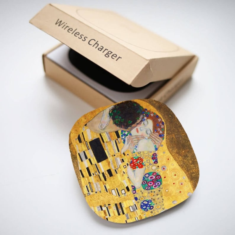 Gustav Klimt The Kiss iPhone Charger Samsung Charger Wireless Charger Wireless Charging Station Wireless Phone Charger iPhone Wireless Print