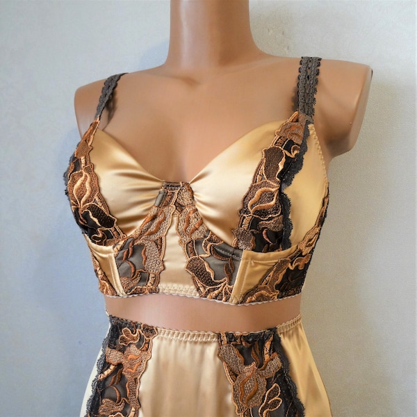 Soutien-gorge en soie dorée, vêtements vintage, caraco en soie, lingerie pin up, robe de poule mouillée en satin