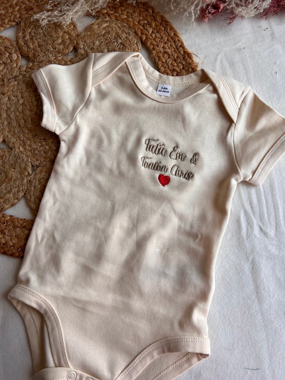 Body de bebe BORDADO en color natural para personalizar con el nombre que elijas Etsy Mexico