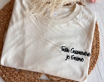 Tee shirt T-shirt personnalisé, brodé avec Texte/prénom au choix 100% coton