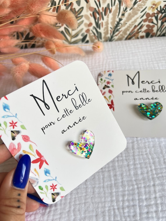 Pin's - broche à personnaliser avec le coeur de votre choix- Merci Maîtresse Maître Atsem Nounou