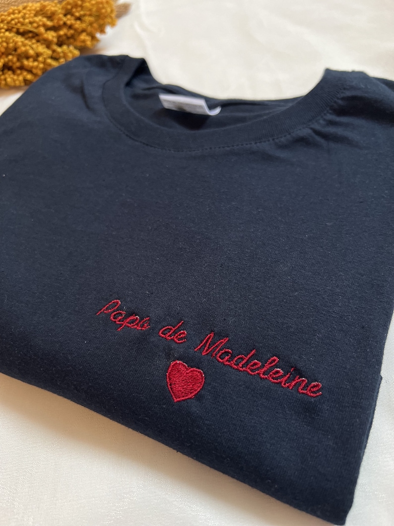 Personalized T-shirt, embroidered with text/first name of your choice, 100% cotton image 2