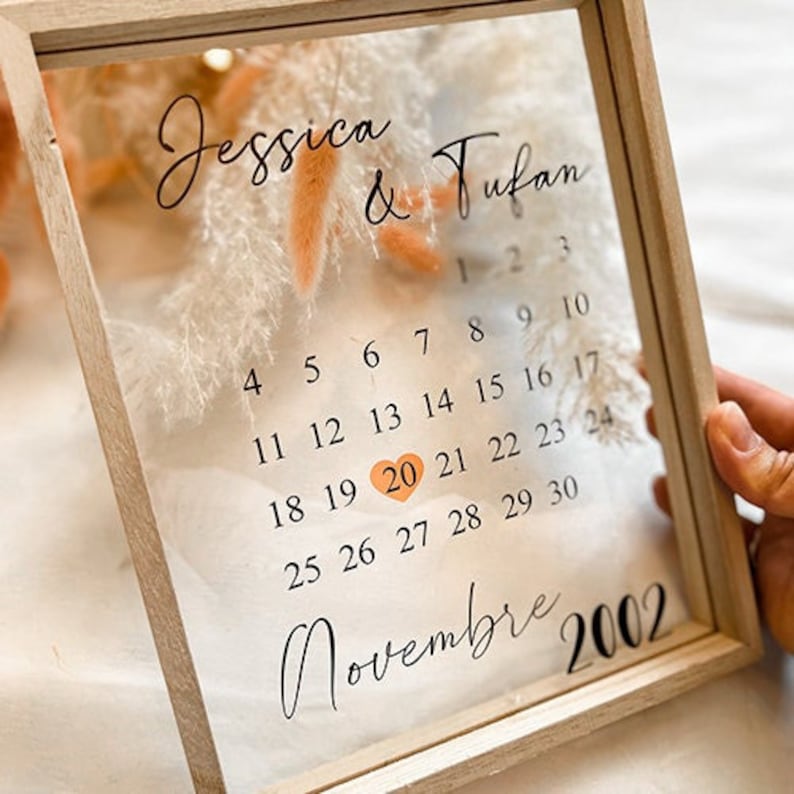 Calendar frame important date to personalize with the first name and date of your choice 