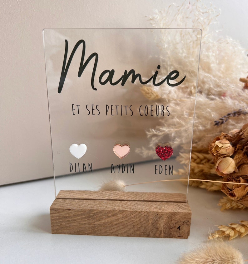 pancarte mamie les petits coeurs à personnaliser avec les prénoms et couleur coeur de votre choix fête des mamies image 1