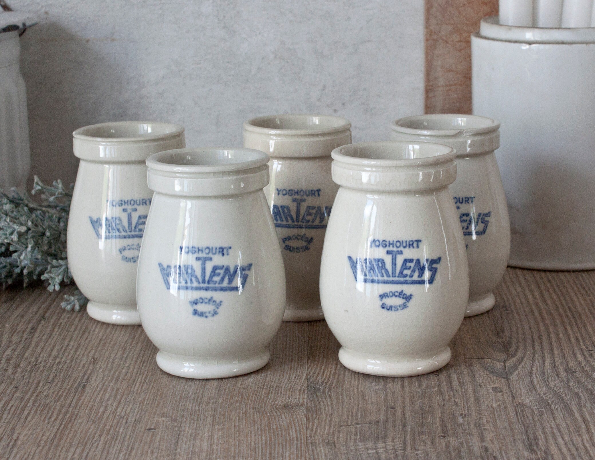 Ensemble de 5 Anciens Pots à Yaourt en Grès Vernissé Beige