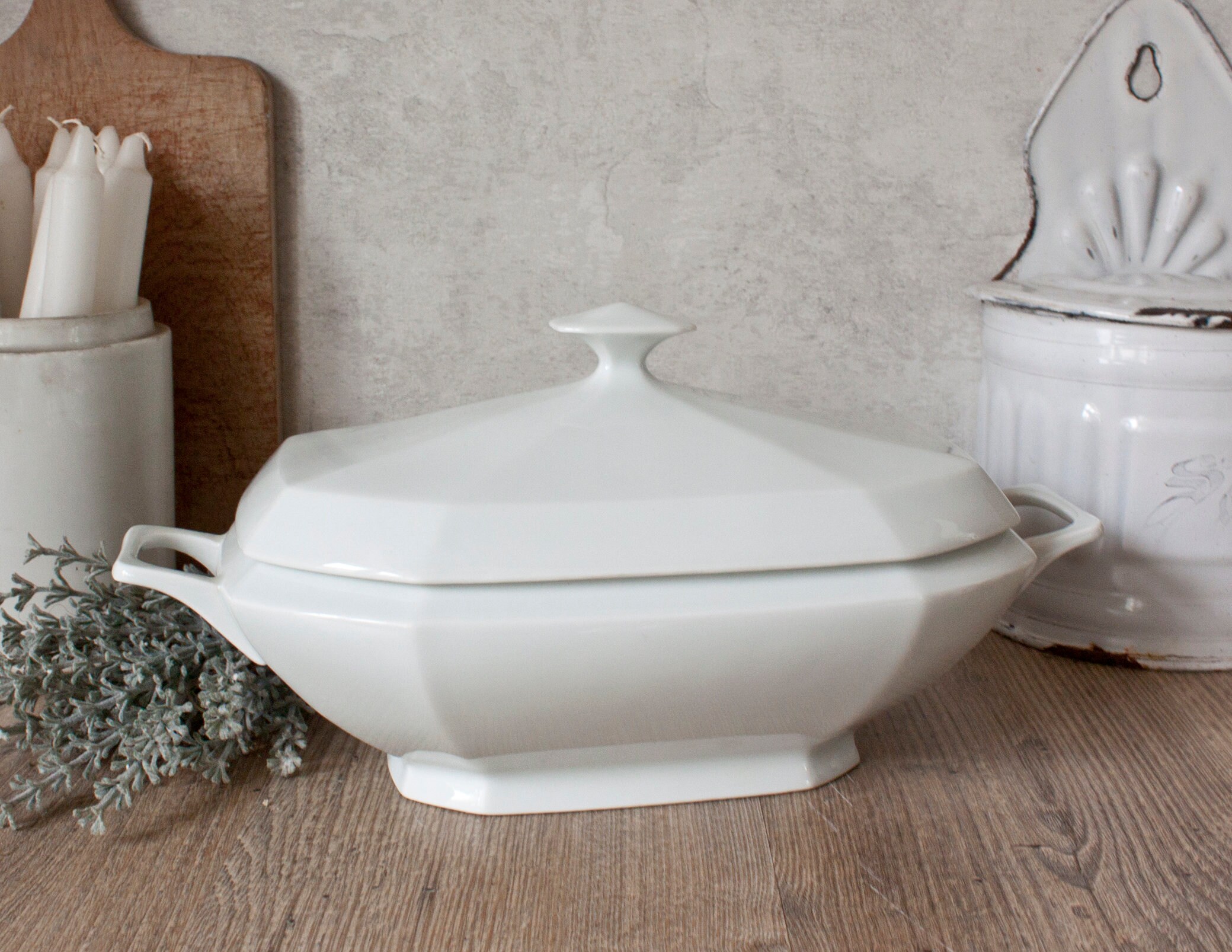 Soupière Limoges Ancienne en Porcelaine Blanche