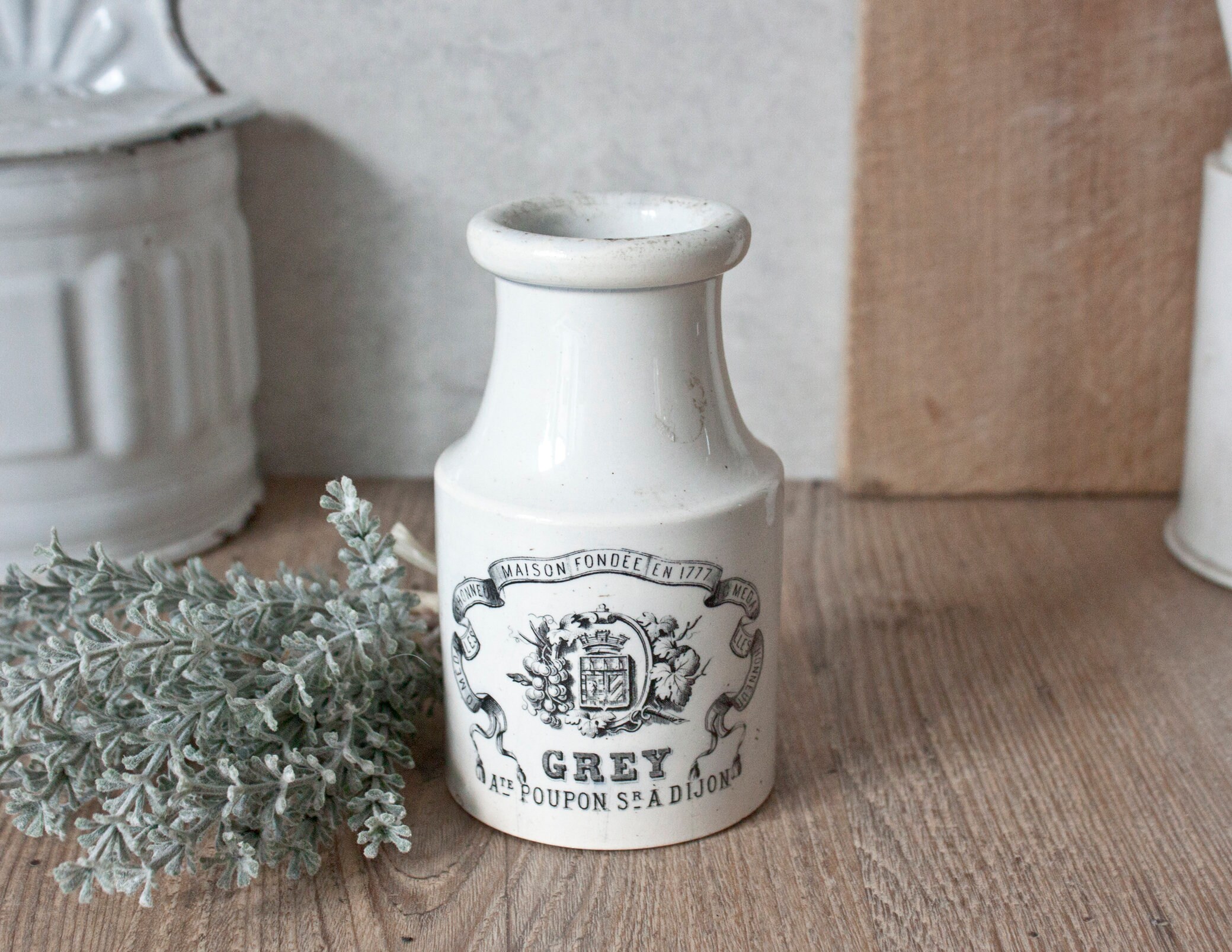 Ancien Pot à Moutarde Creil & Montereau Grey Poupon en Terre de Fer