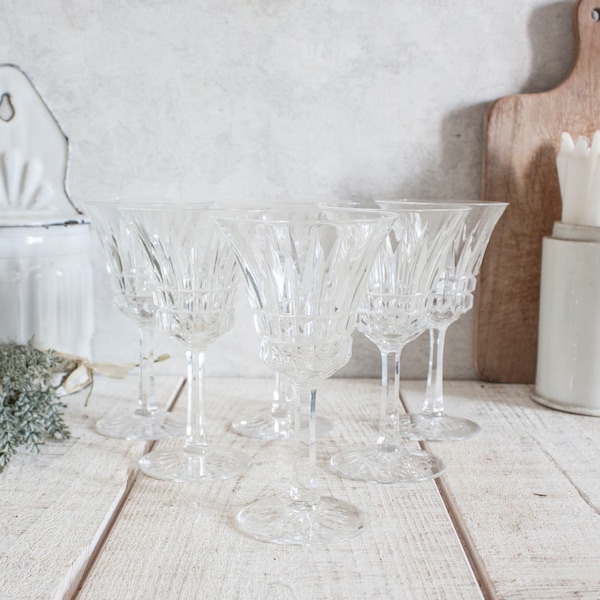 Ensemble de 6 verres à vin blanc en cristal