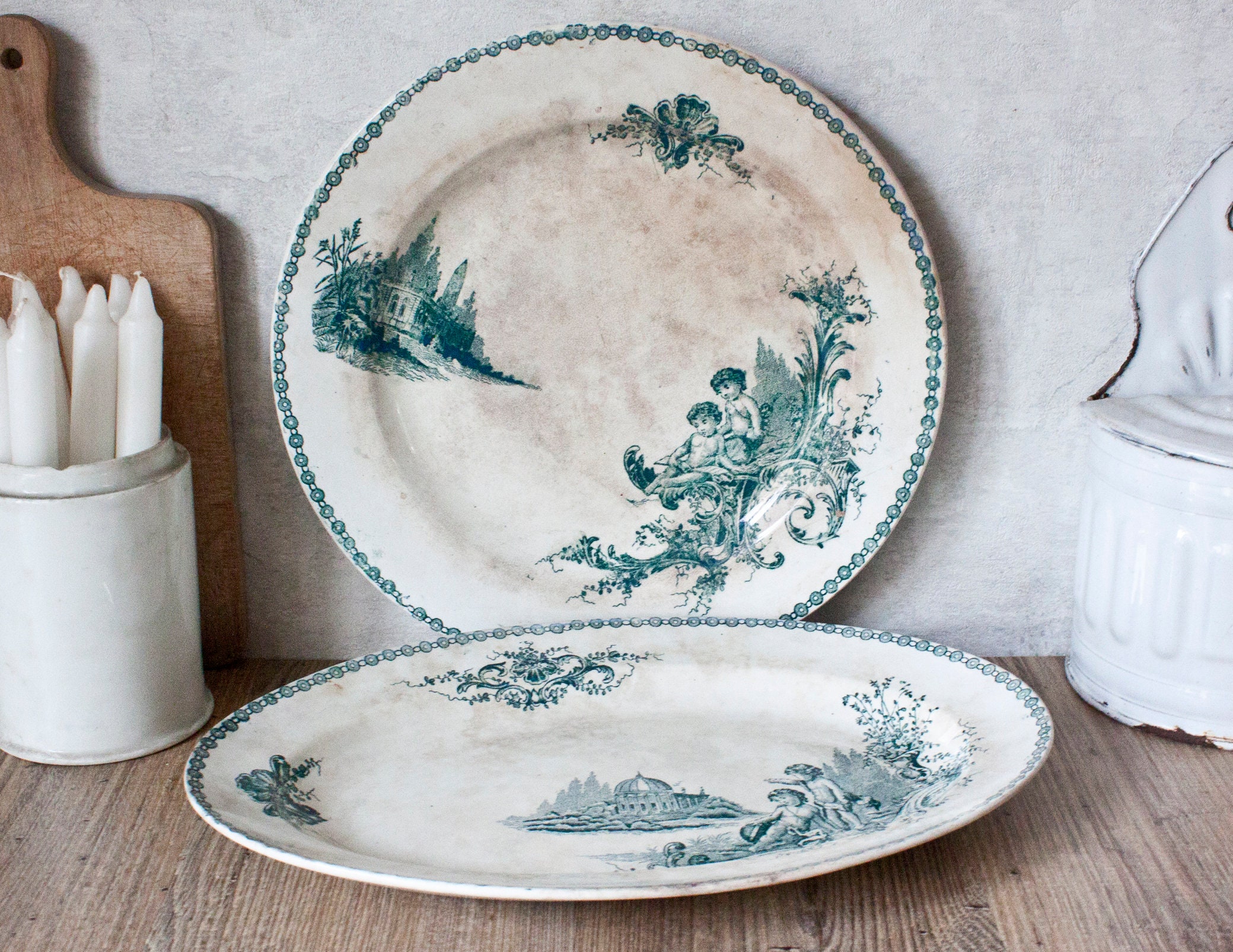 Ensemble de 2 Plats Anciens Jules Vieillard Bordeaux en Terre Fer, Décor Vert