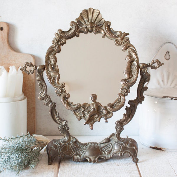 Miroir pivotant oval en laiton sur pied style victorien