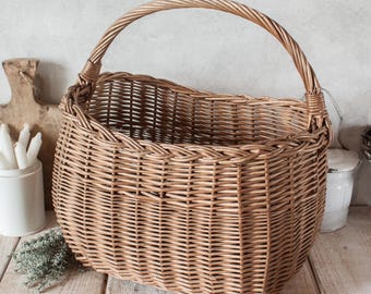 Vintage French Farmer Market Oval Wicker Basket