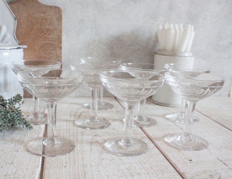 Set of 8 Vintage French Clear Glass Bistrot Glasses image 7