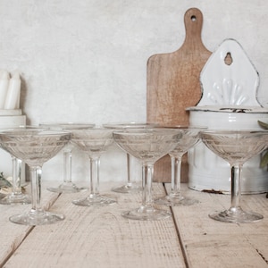 Set of 8 Vintage French Clear Glass Bistrot Glasses image 2