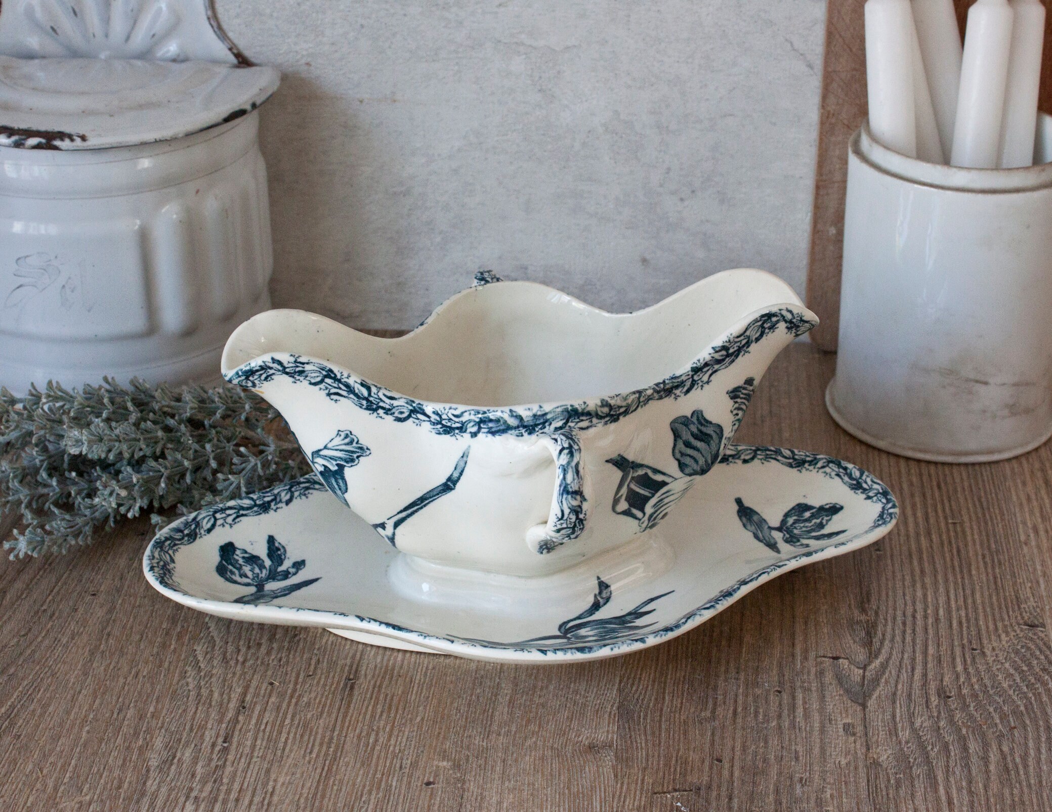 Saucière Luneville en Faïence Ancienne, Décor Fleurs Bleu