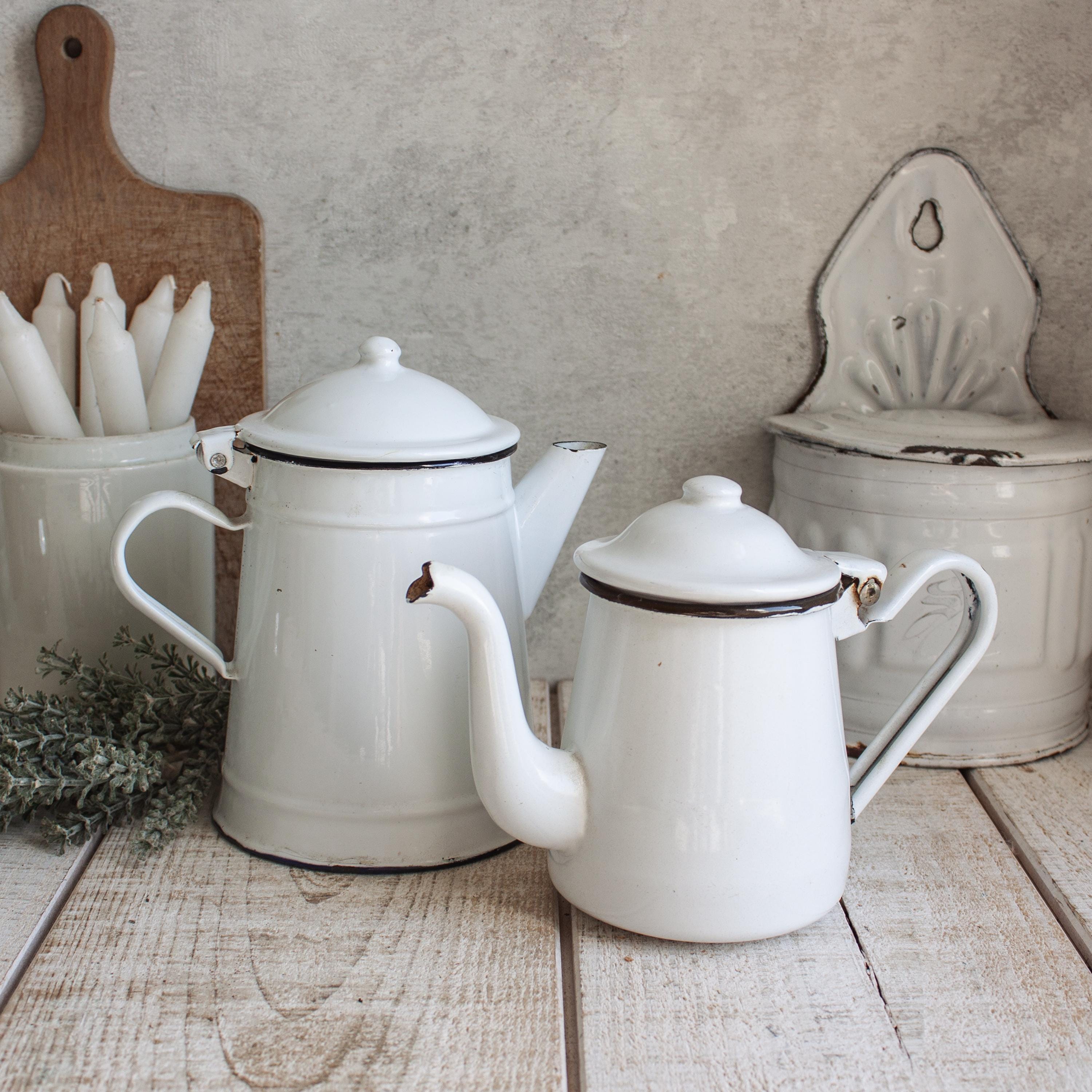 Théière vintage émaillée - - Ressourcerie