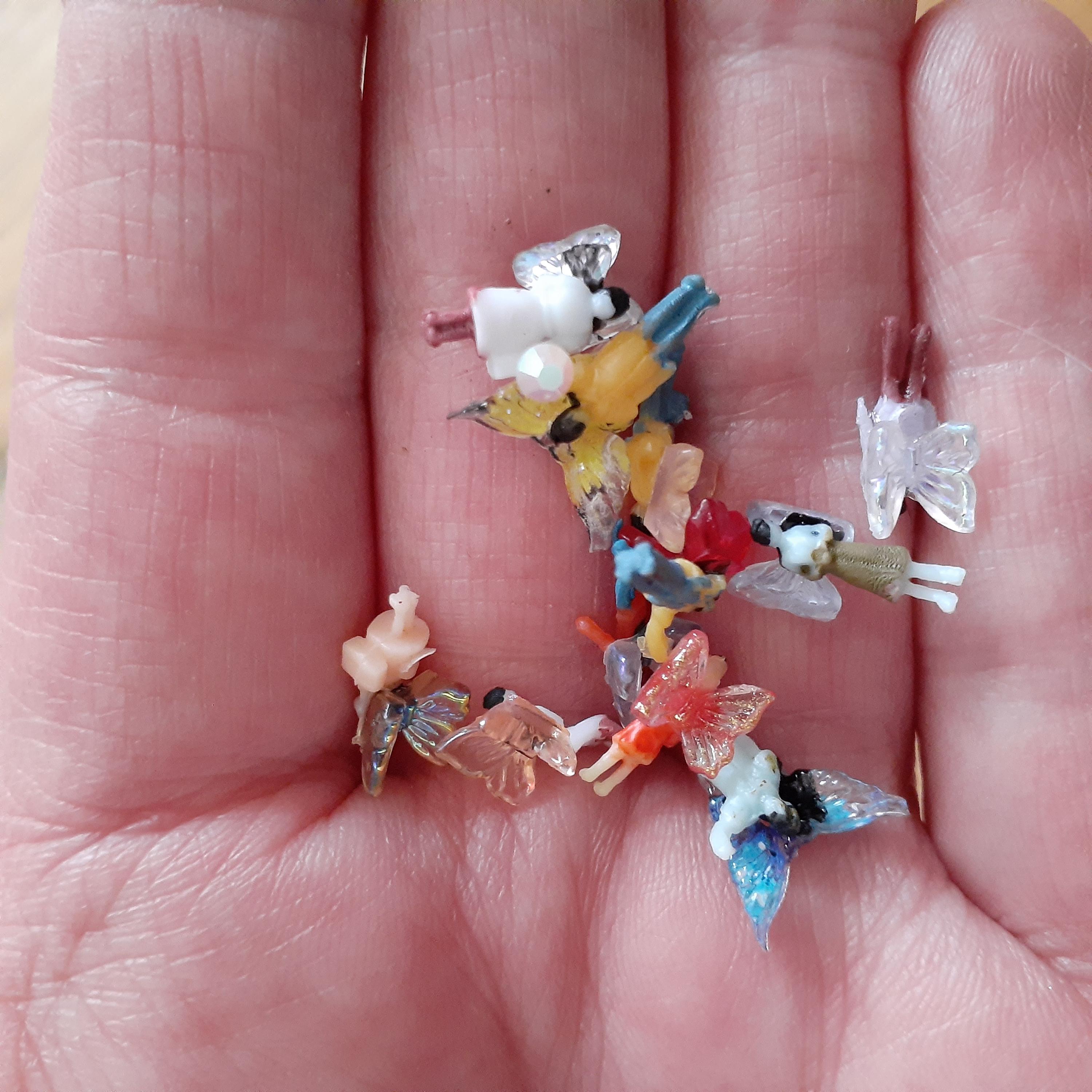 Top Collection Feengarten Statue "Tagträumende Fee" | Hellbraun, Grün, Rosa, 5.7 Cm Hoch, Aus Kunstharz