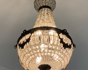 Lámpara de araña de cristal con cuentas hechas a mano: acabado en latón antiguo, estilo del Viejo Mundo