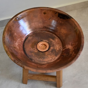 Lavabo de baño de cobre puro redondo de arte satinado sólido Lavabo de tazón de muebles de lujo original, decoración contemporánea, * drenaje incluido *