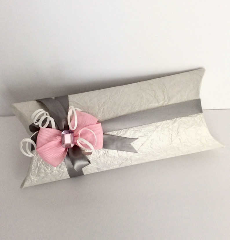 Set of 4 Party favor pillow box favor Custom made large pillow box