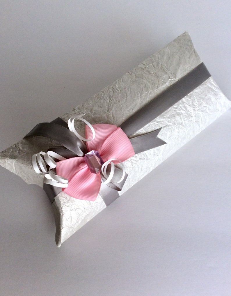 Set of 4 Party favor pillow box favor Custom made large pillow box