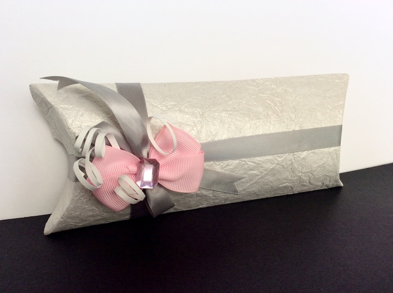 Set of 4 Party favor pillow box favor Custom made large pillow box
