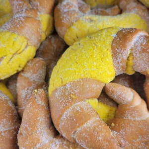 Yellow Cuernitos, Mexican Yellow Cuernitos, Pan Dulce, Mexican sweet bread