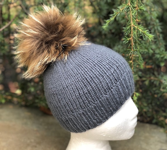100% Cashmere Beanie Fur Pompom Hat - Handmade Knitted Hat  display picture 1