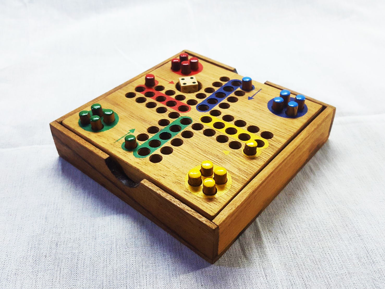 Wooden Ludo board Game - Family Game Night – Kubiya Games