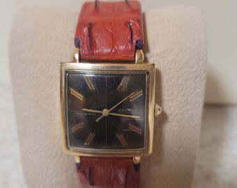 1960s Benrus Men's Gold 17Jwl Quadrant Dial Swiss Made Watch