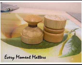 Custom Corzetti Pasta Stamp Set: Handcrafted Natural Wood Design