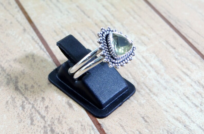LABRADORITE ring 925 Silver RingBlue color ringHandmade ringGift for hergift for momBirthday GiftDainty RingFebruary Birthstone.