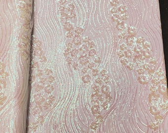 Schillernde weiße Floral Pailletten Stickerei auf Poly Mesh Prom Pailletten Stoff - "Luxus wellige Pailletten"