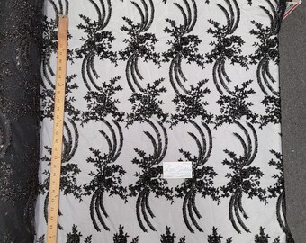 Schwarze Hand beaded Embroidery on Mesh Tüll Stoff verkauft Massenware, Handperlen, Perlen, Diamanten & Pailletten, Hochzeit, Prom, Quinceañera