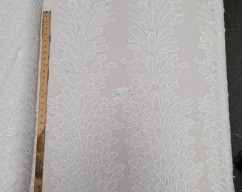 Weiß "Peacock Design" 4 Way Stretch Nylon Spandex Mesh Spitze Abschlussball Pailletten Stoff DIY Hochzeit Abendkleid Kostüme verkauft durch das Panel
