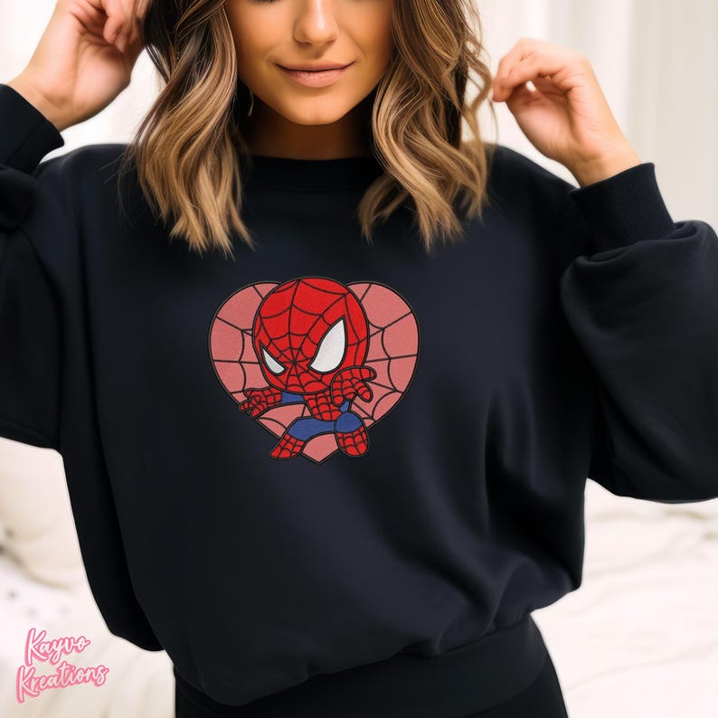 spiderman cartoon movie tom holland black sweater