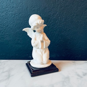 Giuseppe Armani Figurine Knelt Little Angel Praying Sculpture 1983 Florence Italy 80s