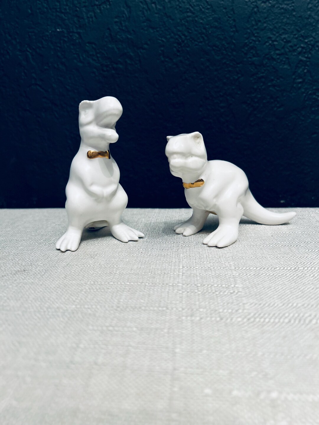 Dinosaur Salt And Pepper Shakersnull